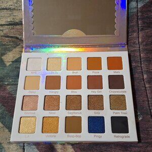 Violet Voss x Nicol Concilio Pro Eyeshadow Palette ✨ Lightly Swatched Authentic